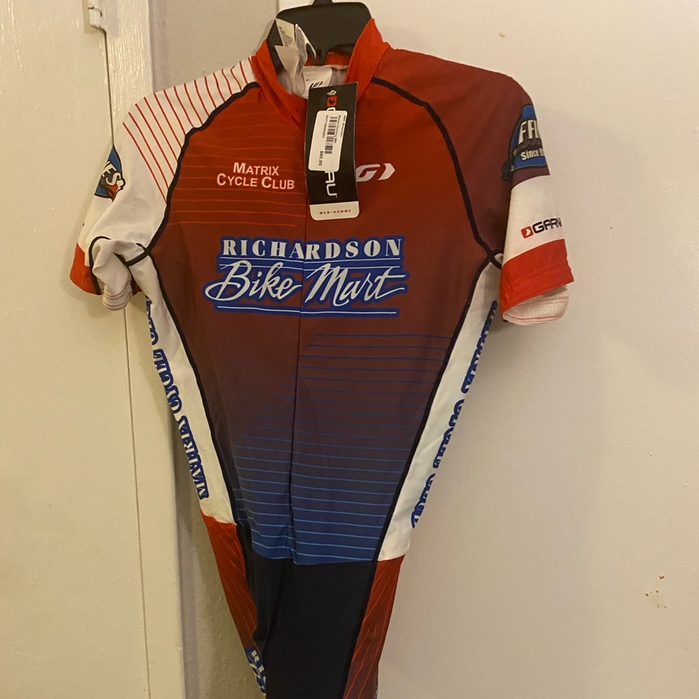 LG skin suit.  Never worn.